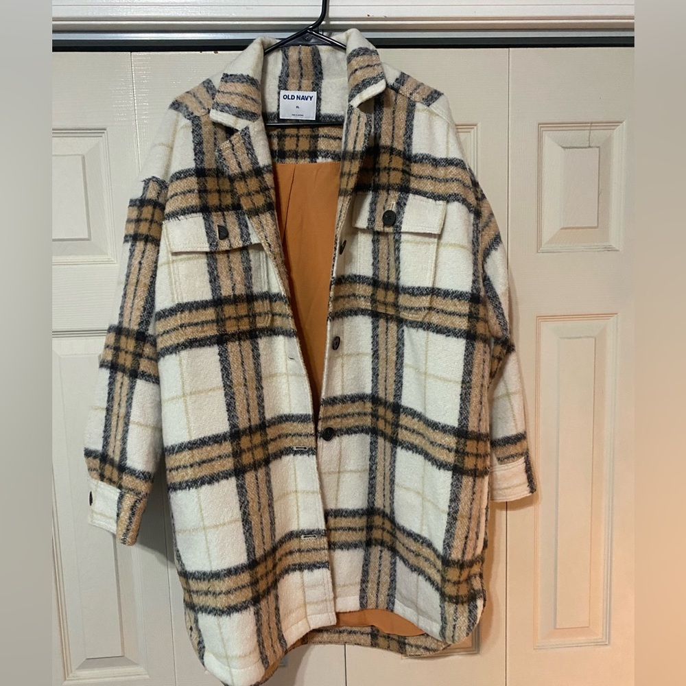 Old Navy Women's Plaid Utility Jacket - Cream and Tan